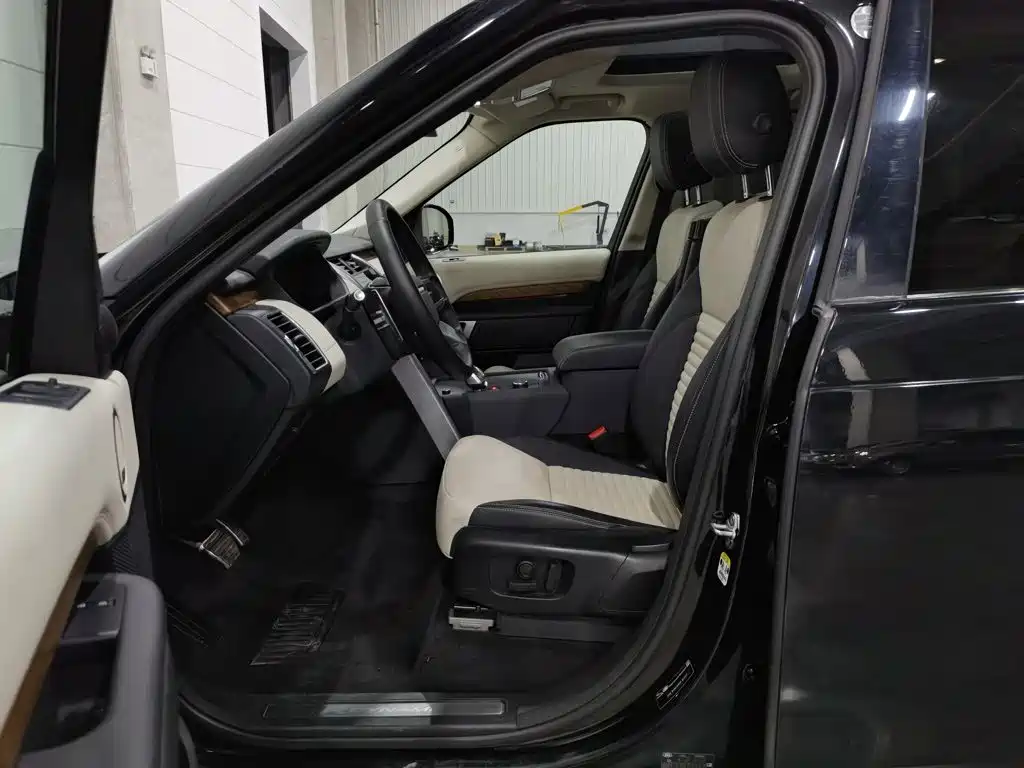 Land Rover Discovery 2023 2023 Facelift 360PS R-Dynamic S