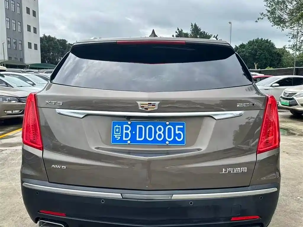 Cadillac XT5 2016 28T AWD Luxury Model фото 9