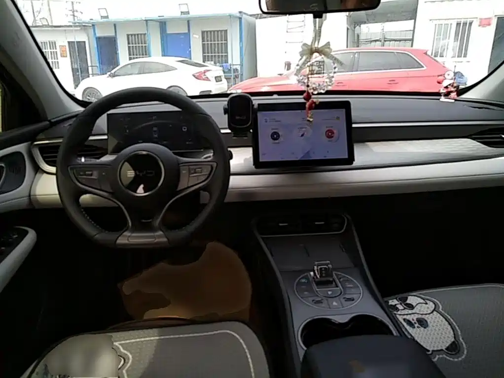 BYD Hai Bao 05 DM-i 2025 DM-i Smart Drive Edition 55KM Luxury фото 10
