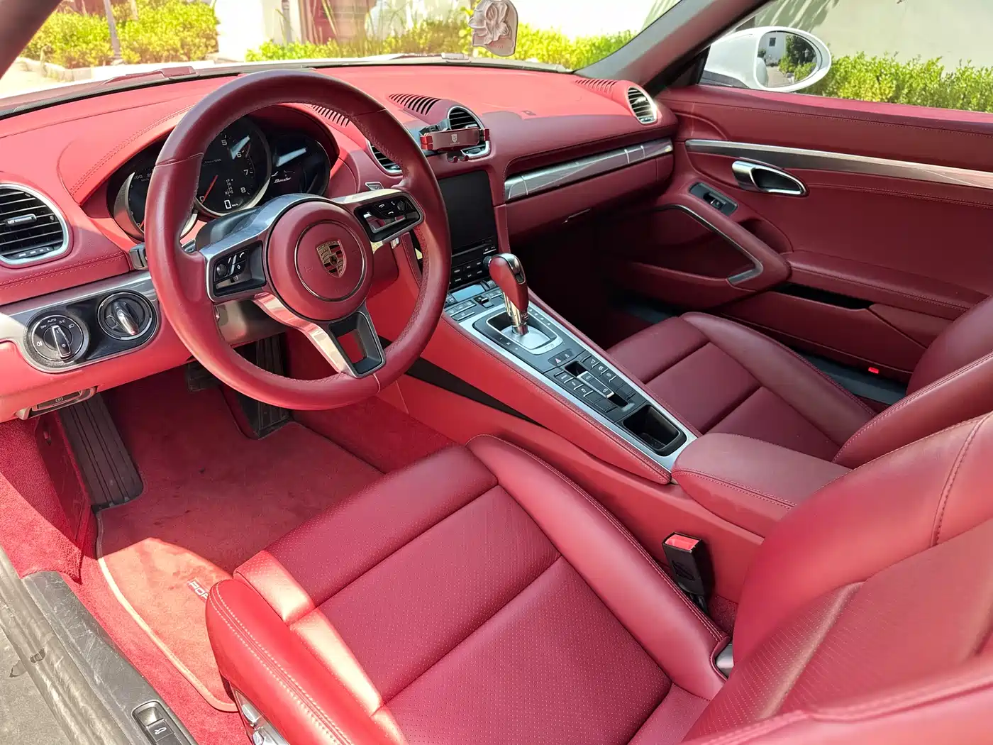 Porsche 718 2022 Boxster 2.0T фото 9