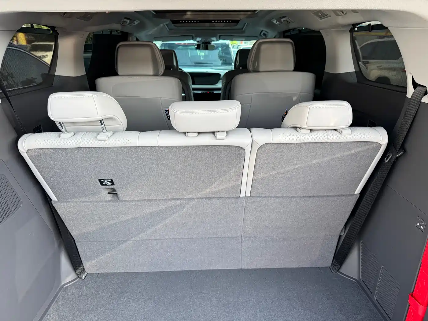 Buick GL8 2025 Land Honor Premium Edition фото 14