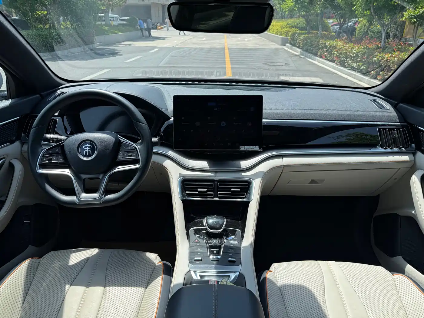 BYD Song PLUS PHEV 2021 DM-i 110KM Flagship PLUS фото 15