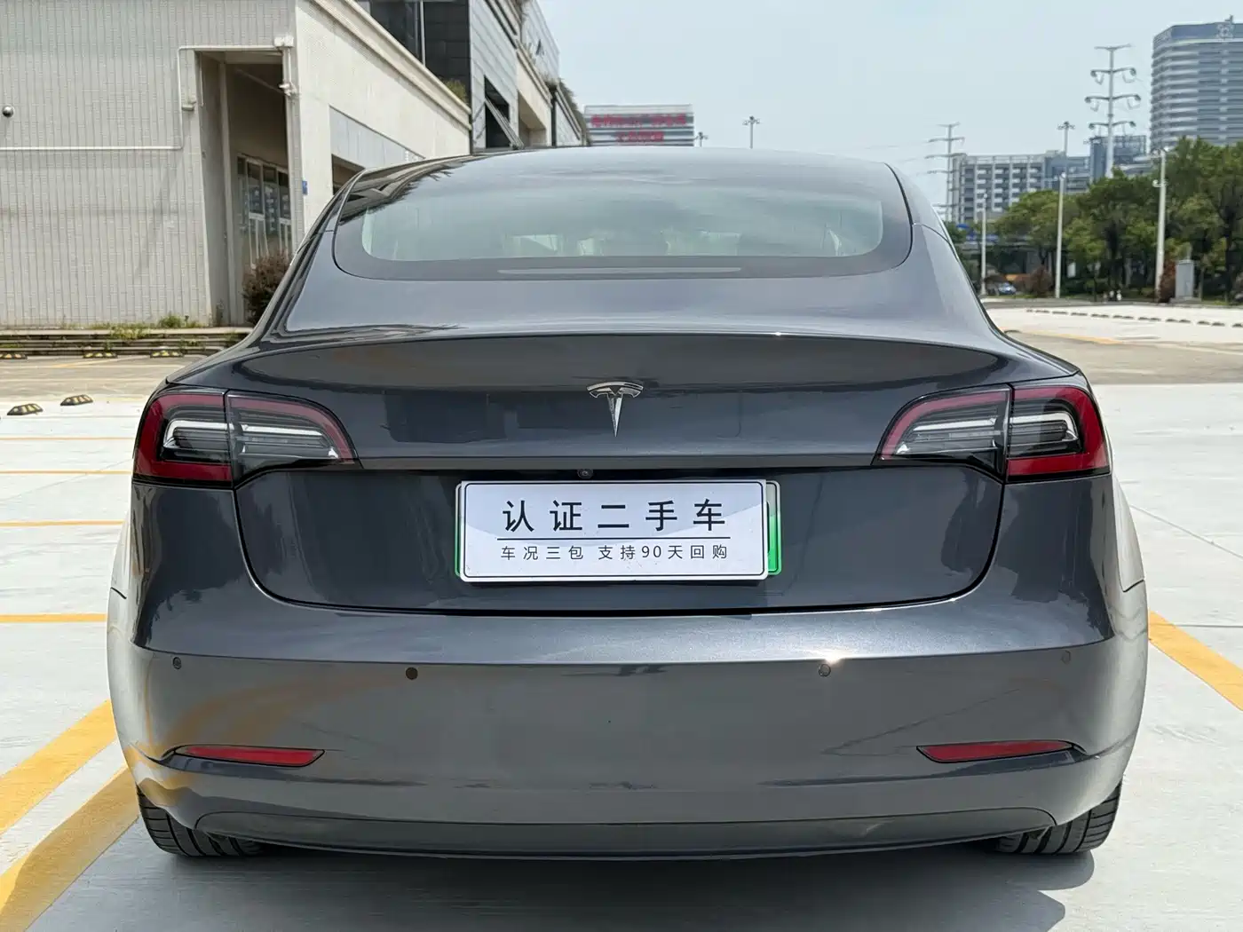 Tesla Model 3 (Import) 2019 2019 Long Range RWD Version