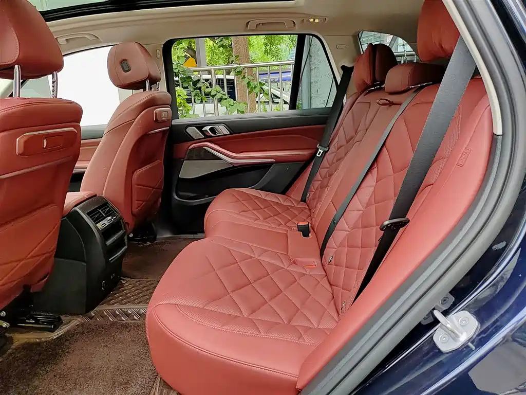 BMW X5 2023 xDrive 30Li Premium M Sport Package фото 8