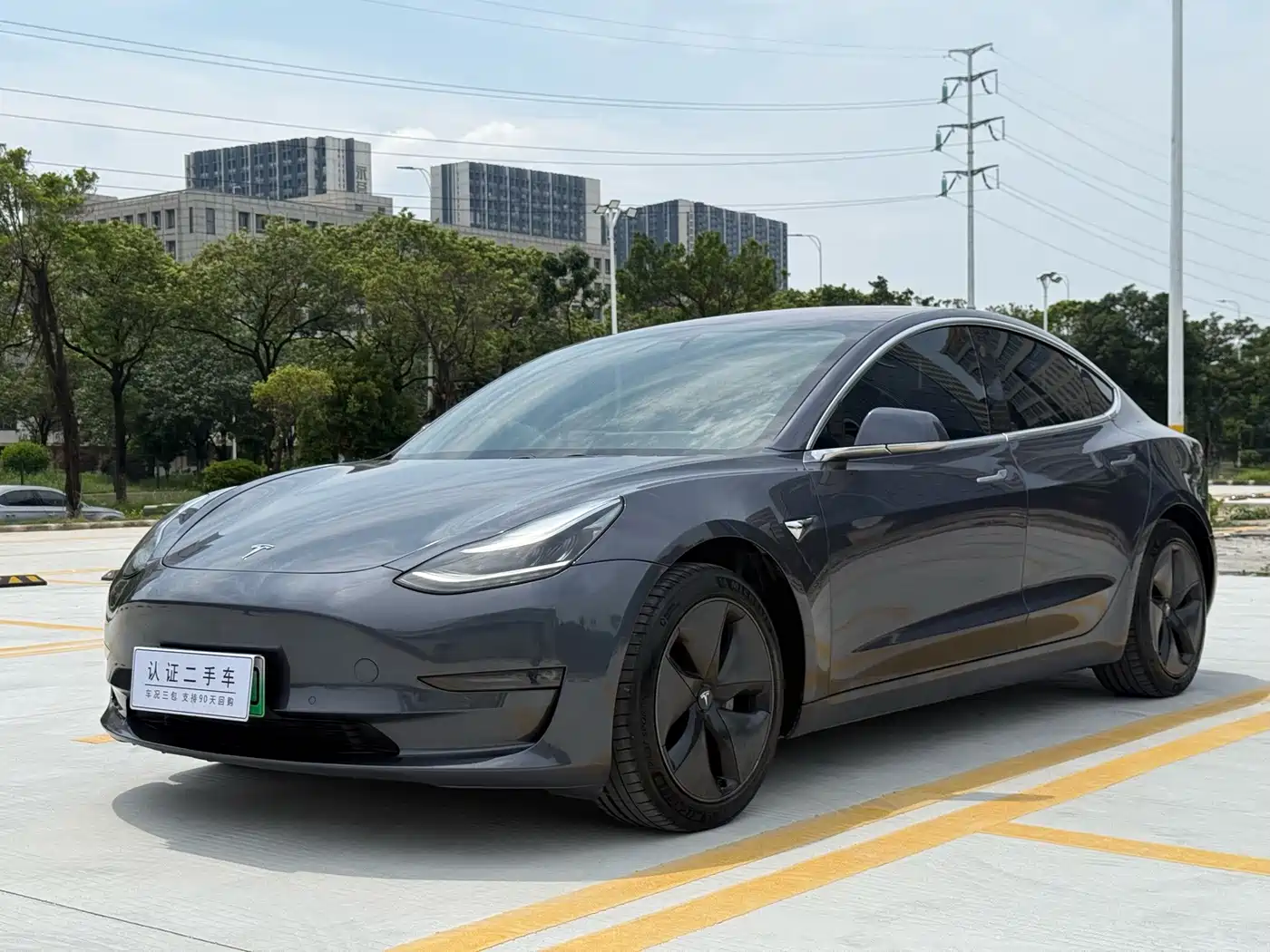 Tesla Model 3 (Import) 2019 2019 Long Range RWD Version