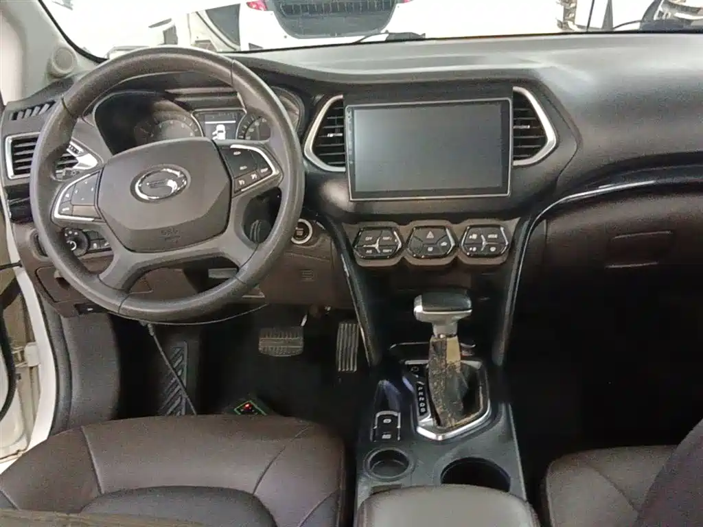 GAC Trumpchi Trumpchi GS4 2017 235T G-DCT 2WD Elite фото 6