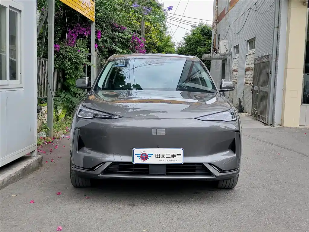 Geely Galaxy Galaxy E5 2024 530km Voyage Edition фото 2