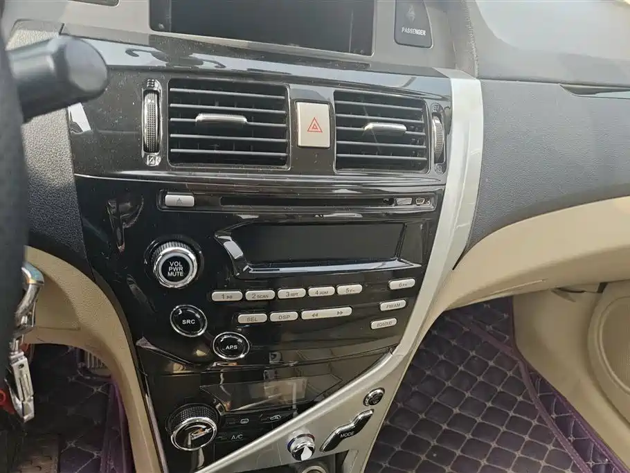 GREAT WALL C30 NEW ENERGY