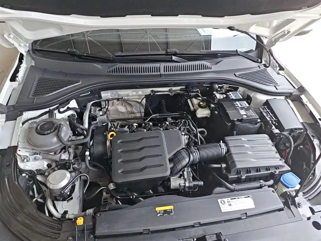 Volkswagen Lavida 2022 1.5L Auto Comfort Edition фото 20