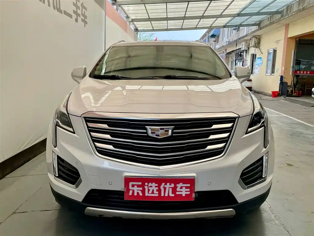 Cadillac XT5 2016 28T AWD Luxury Model фото 2