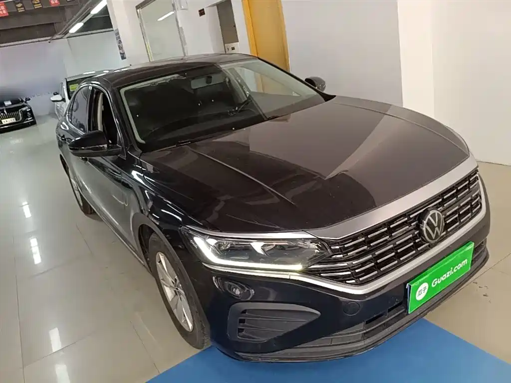 Volkswagen Passat 2023 Facelift 280TSI Business Edition фото 4