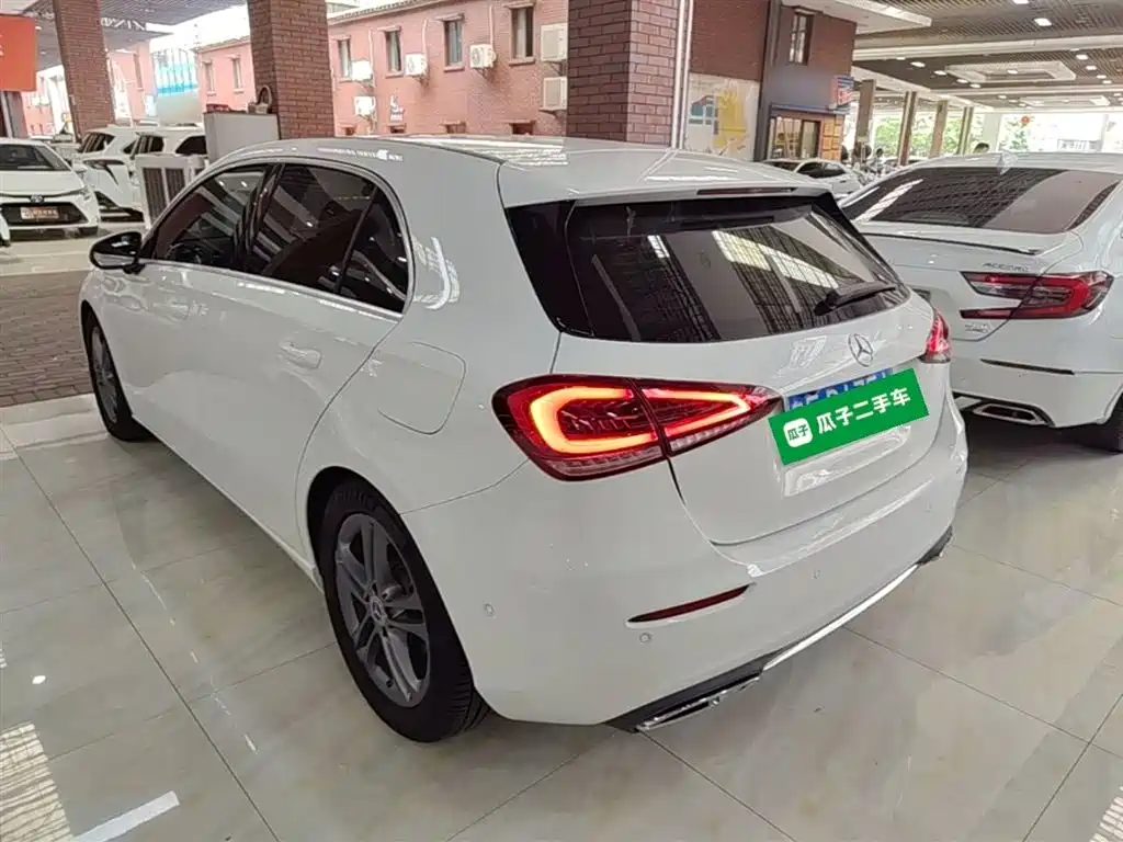 Mercedes-Benz A-Class (Import) 2019 A 200 Dynamic Version фото 5