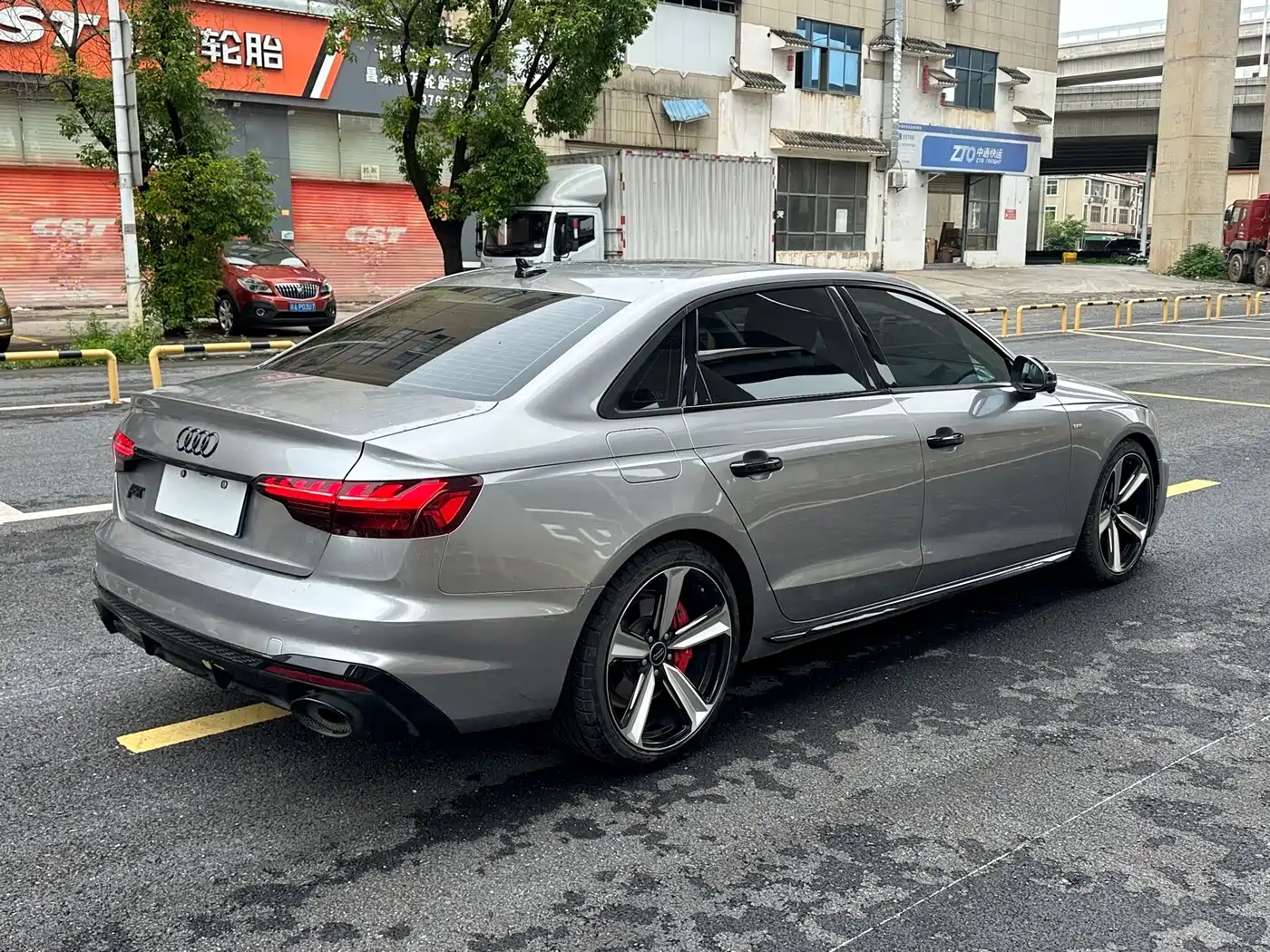 AUDI A4L