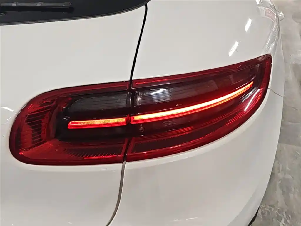 Porsche Macan 2017 Macan 2.0T фото 8