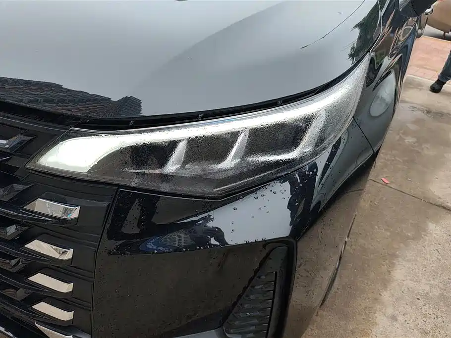 GAC Trumpchi Trumpchi M6 2023 PRO 270T DCT Luxury Edition фото 5