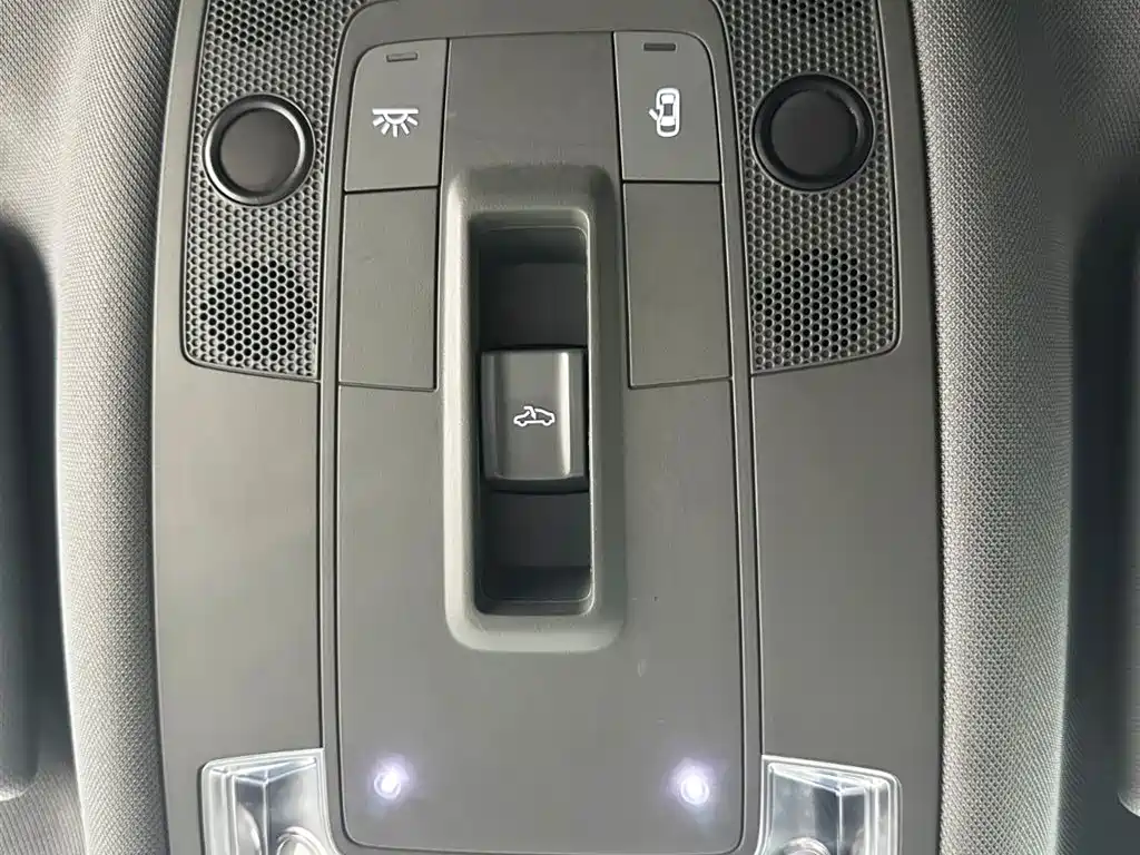 Audi A3 2023 Facelift A3L Limousine 35 TFSI Fashion Sport фото 17