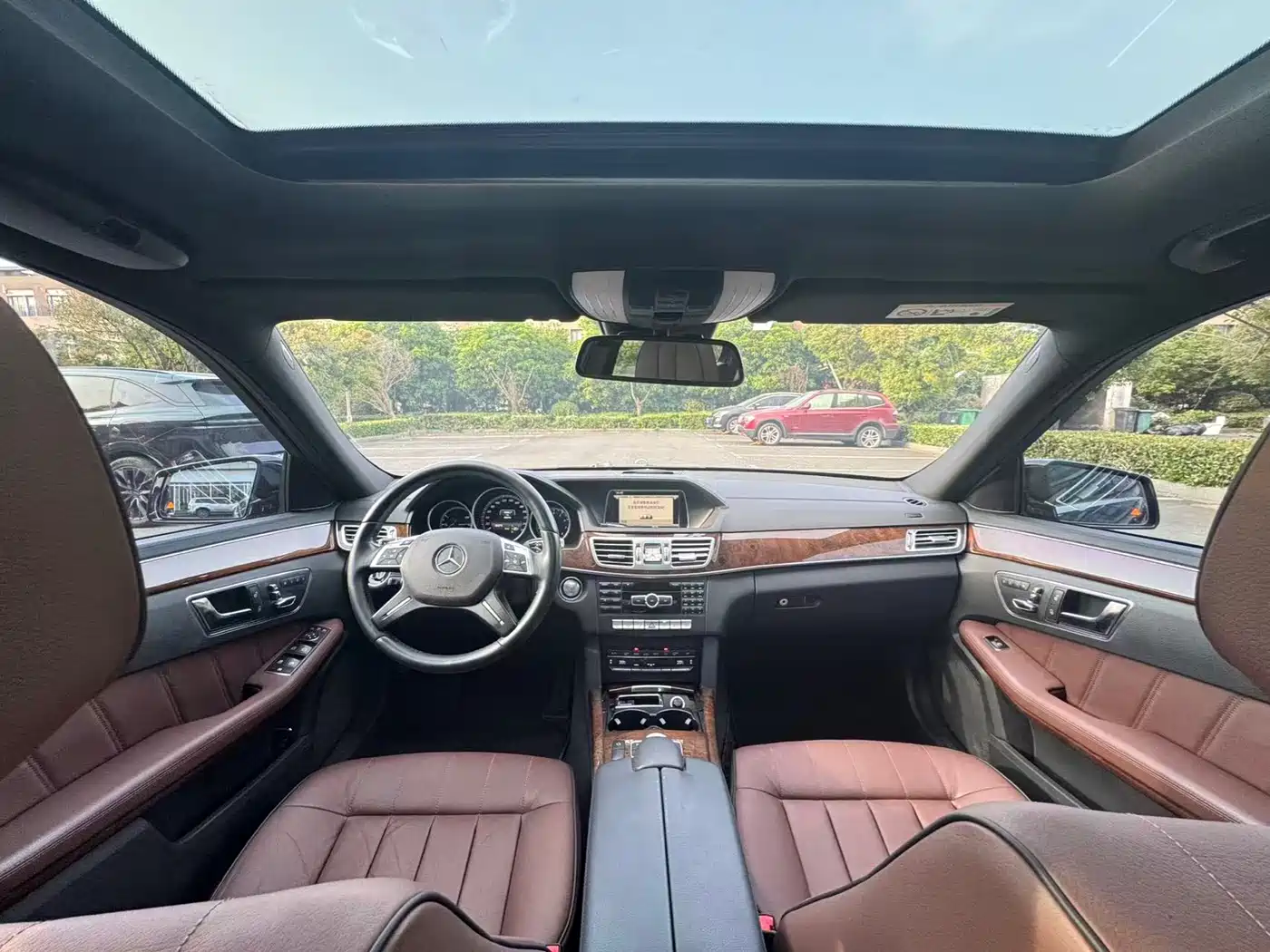 Mercedes-Benz E-Class 2015 E 320 L Luxury 4MATIC фото 15