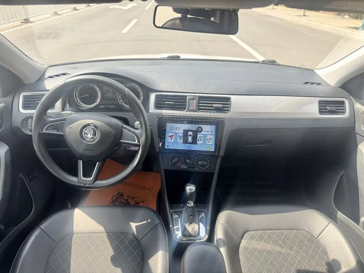 Škoda Rapid 2019 1.5L Automatic Comfort Version China VI фото 6