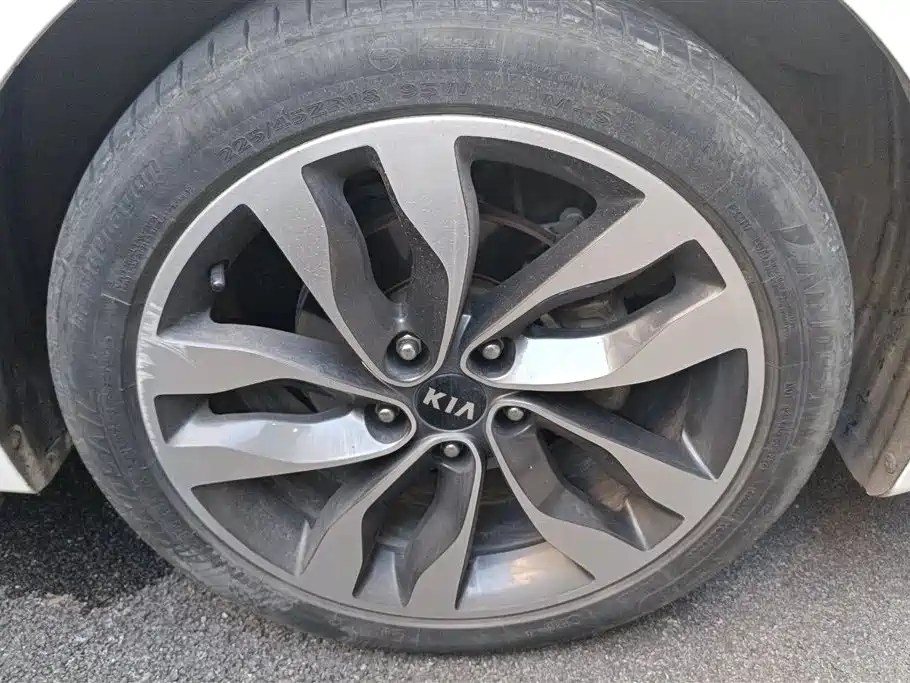 Kia K5 2014 2.0L Automatic LUXURY фото 6