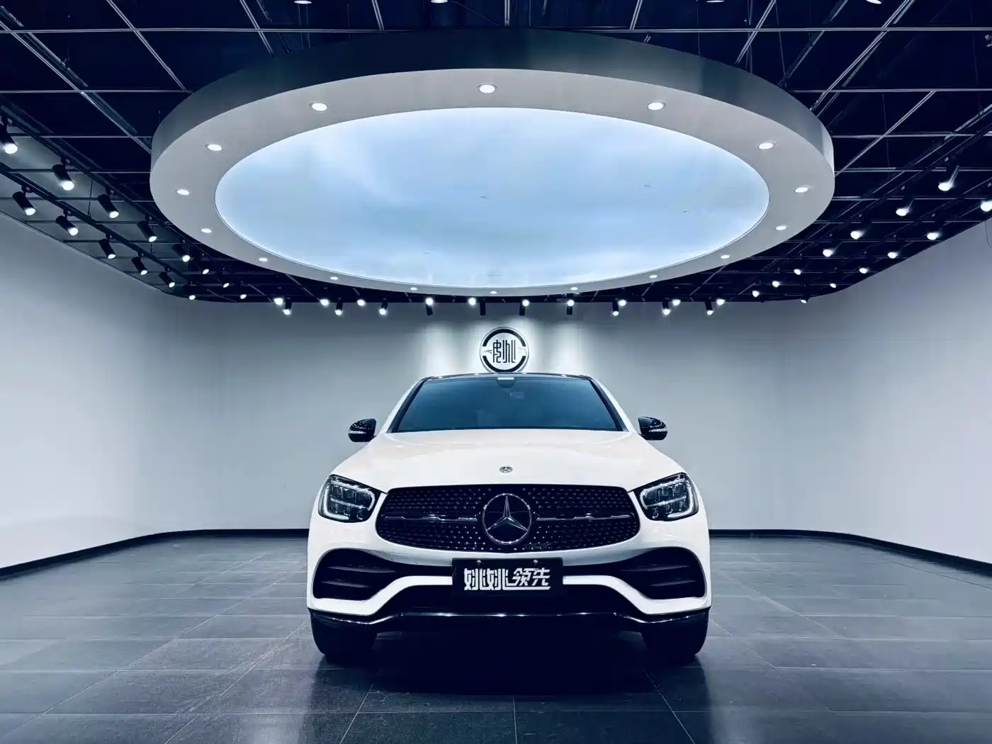 Mercedes-Benz GLC Coupe 2020 GLC 260 4MATIC Coupe SUV фото 2