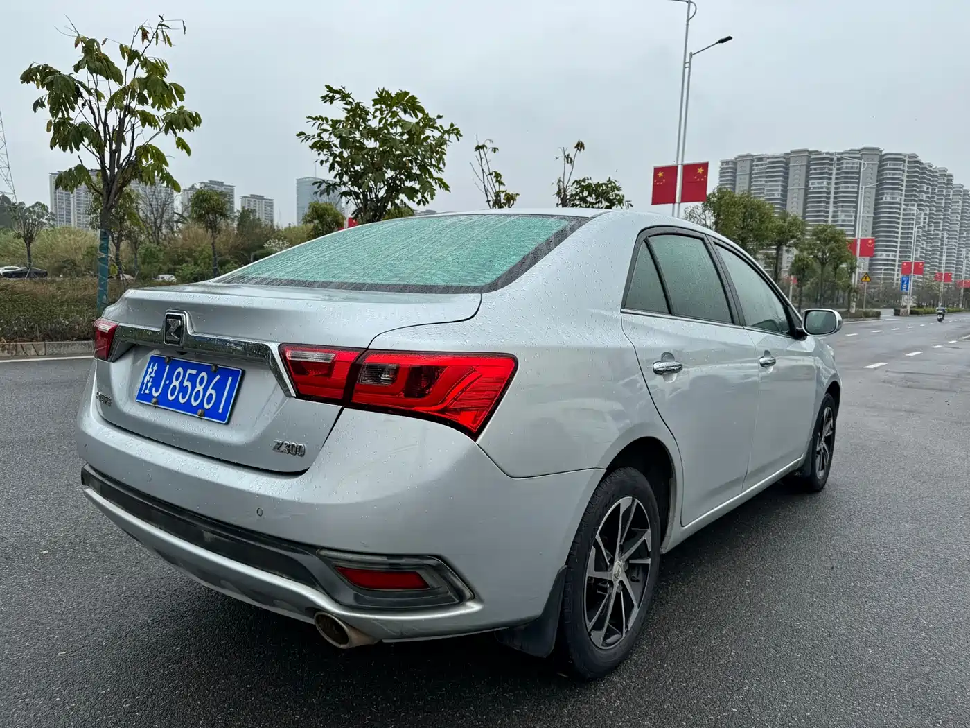 Zotye Z300 2015 2014 1.5L Urban Edition Manual Luxury