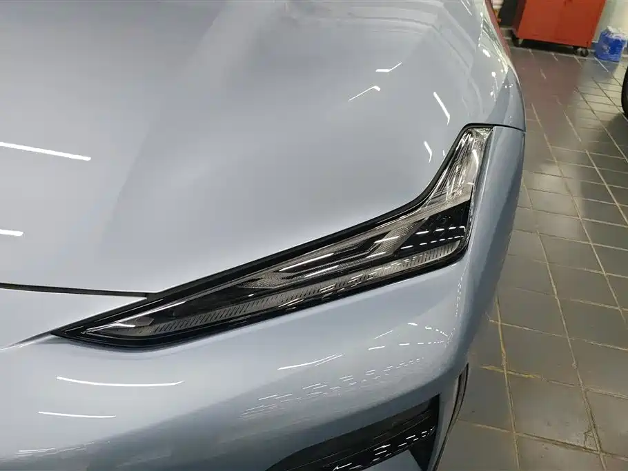 Geely Galaxy Galaxy E8 2025 620km AWD Starship LiDAR Smart Drive Edition фото 5