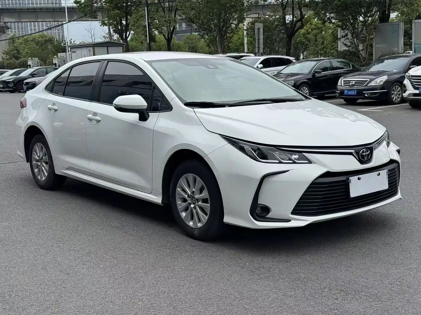 Toyota Corolla 2022 1.2T S-CVT Pioneer PLUS Edition фото 3
