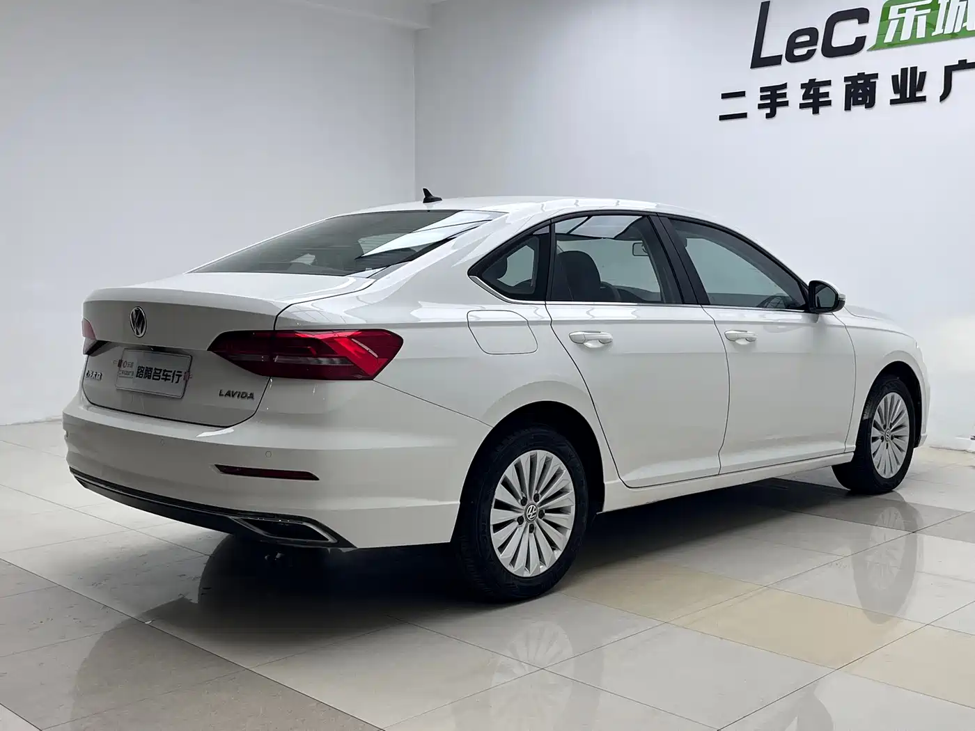 Volkswagen Lavida 2019 1.5L Auto Vision Edition China VI фото 5