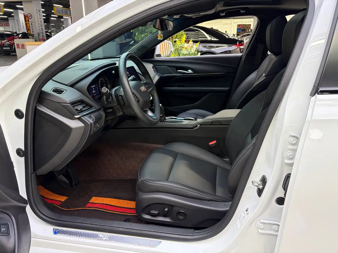 Cadillac CT4 2022 28T Fashion Style фото 4