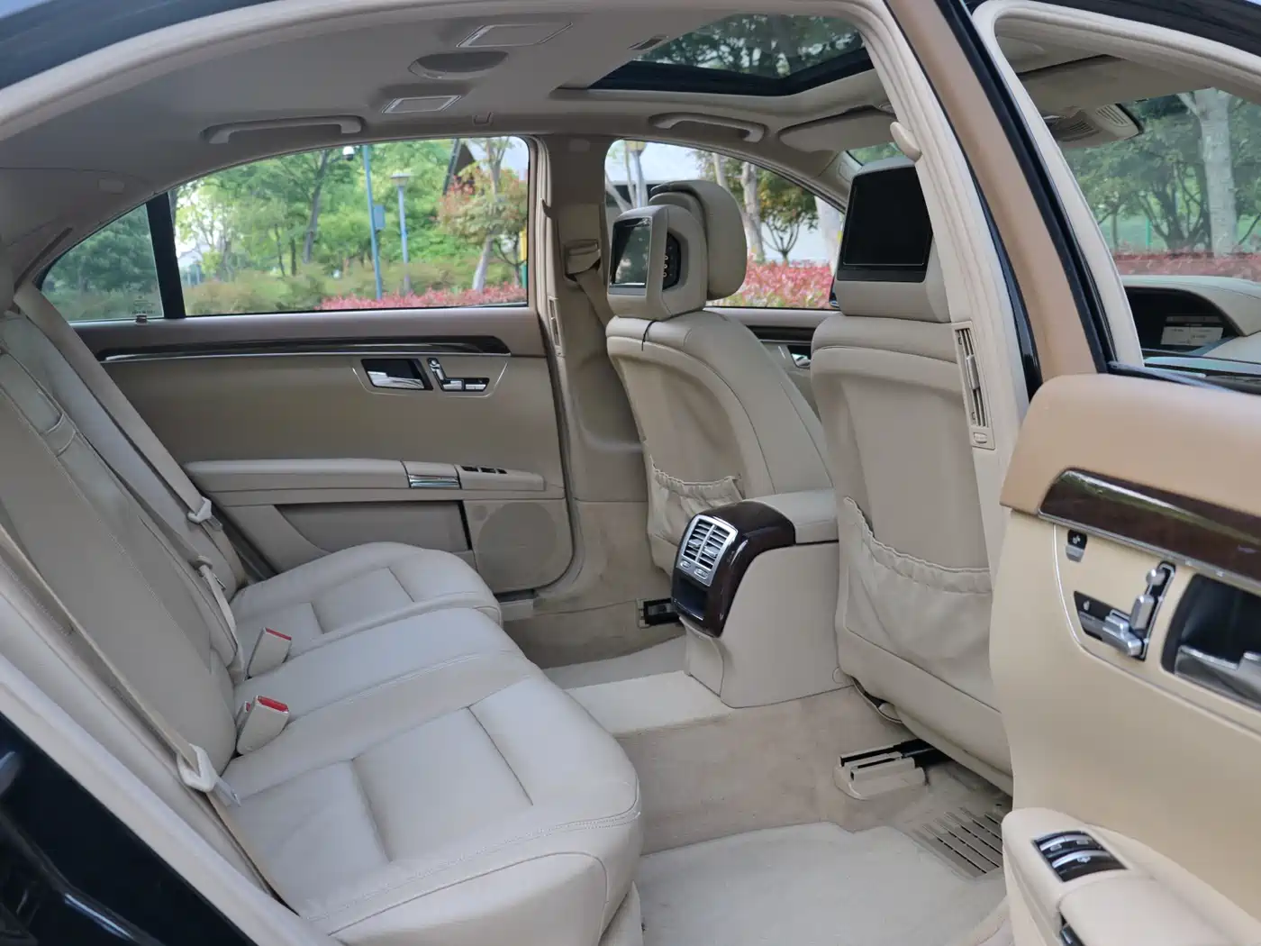 Mercedes-Benz S-Class 2012 S 300 L Business Simplified Edition фото 16