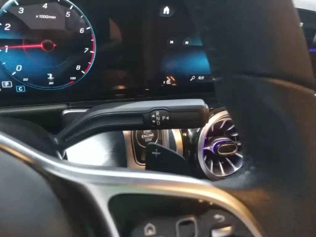 Mercedes-Benz GLB 2023 GLB 220 Dynamic фото 14