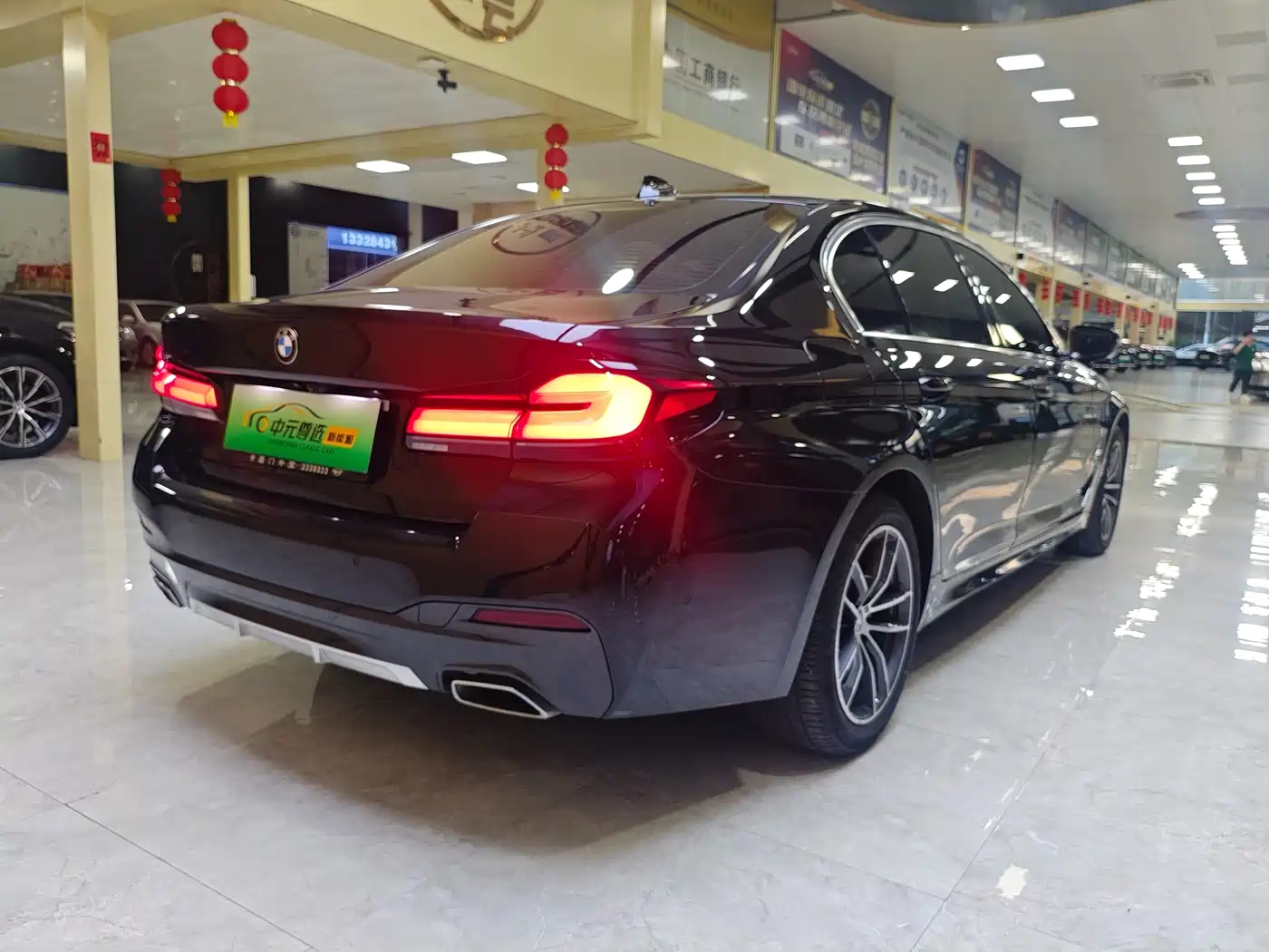 BMW 5 Series 2022 Model Second Facelift 525Li M Sport Package фото 9