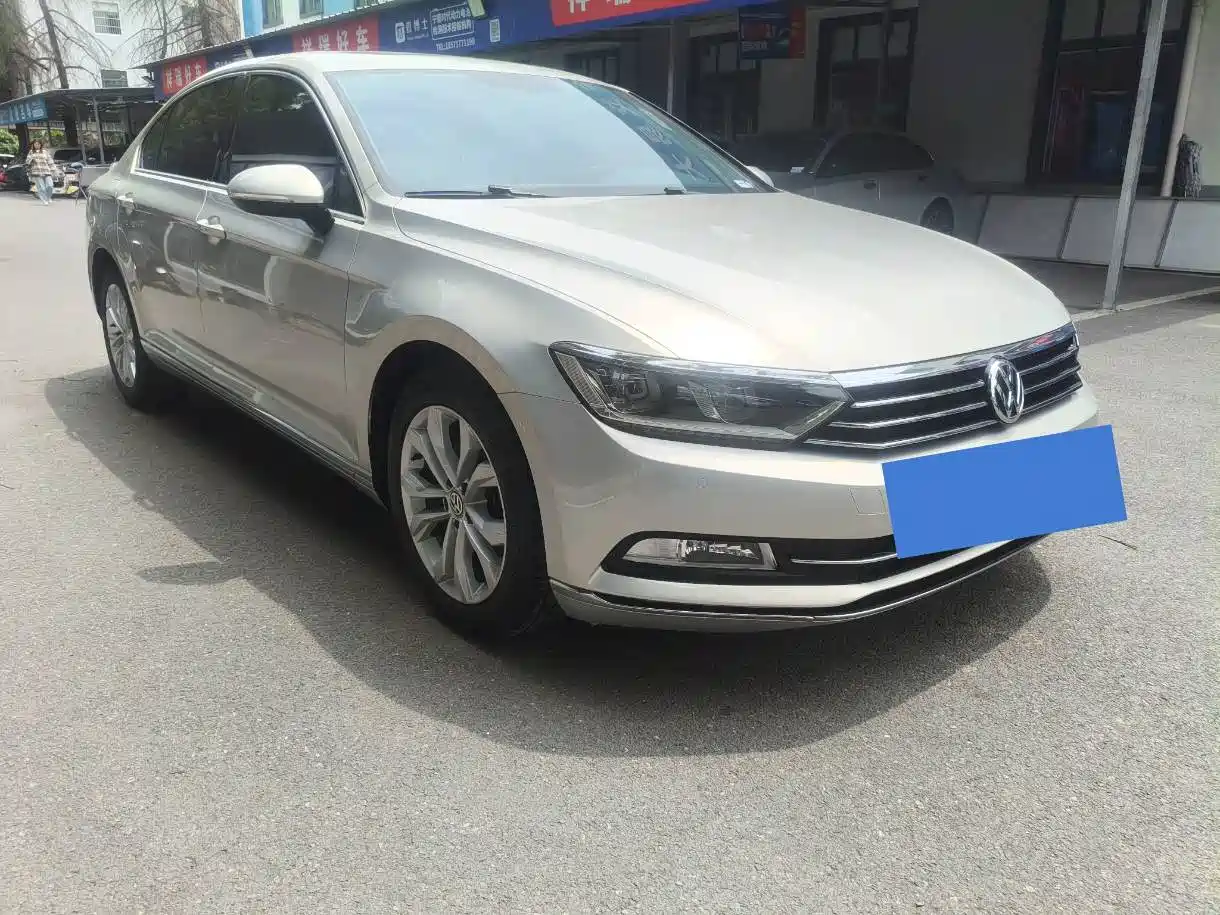 Volkswagen Magotan 2018 Facelift 330TSI DSG Luxury