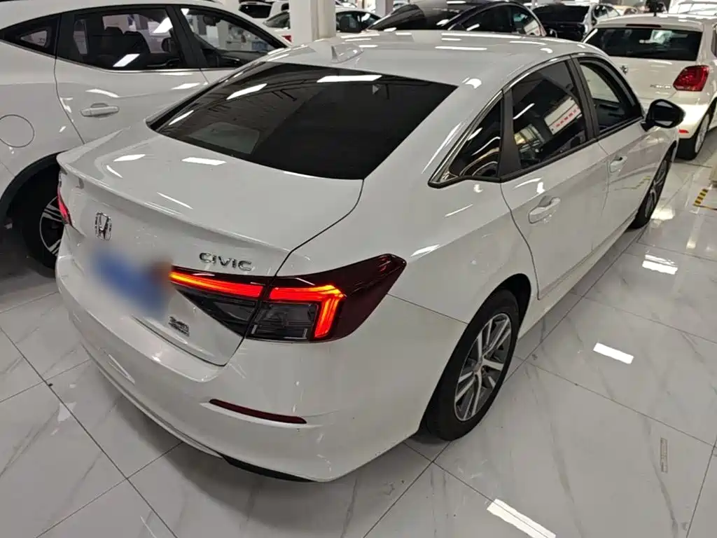Honda Civic 2025 2025 240TURBO CVT Smart Fun Plus