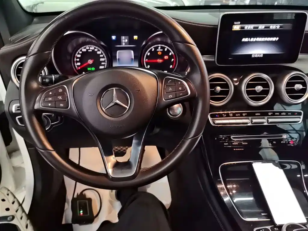 Mercedes-Benz GLC 2019 Model GLC 200 L 4MATIC фото 10