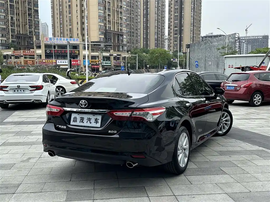 Toyota Camry 2021 2.0G Luxury Edition фото 7