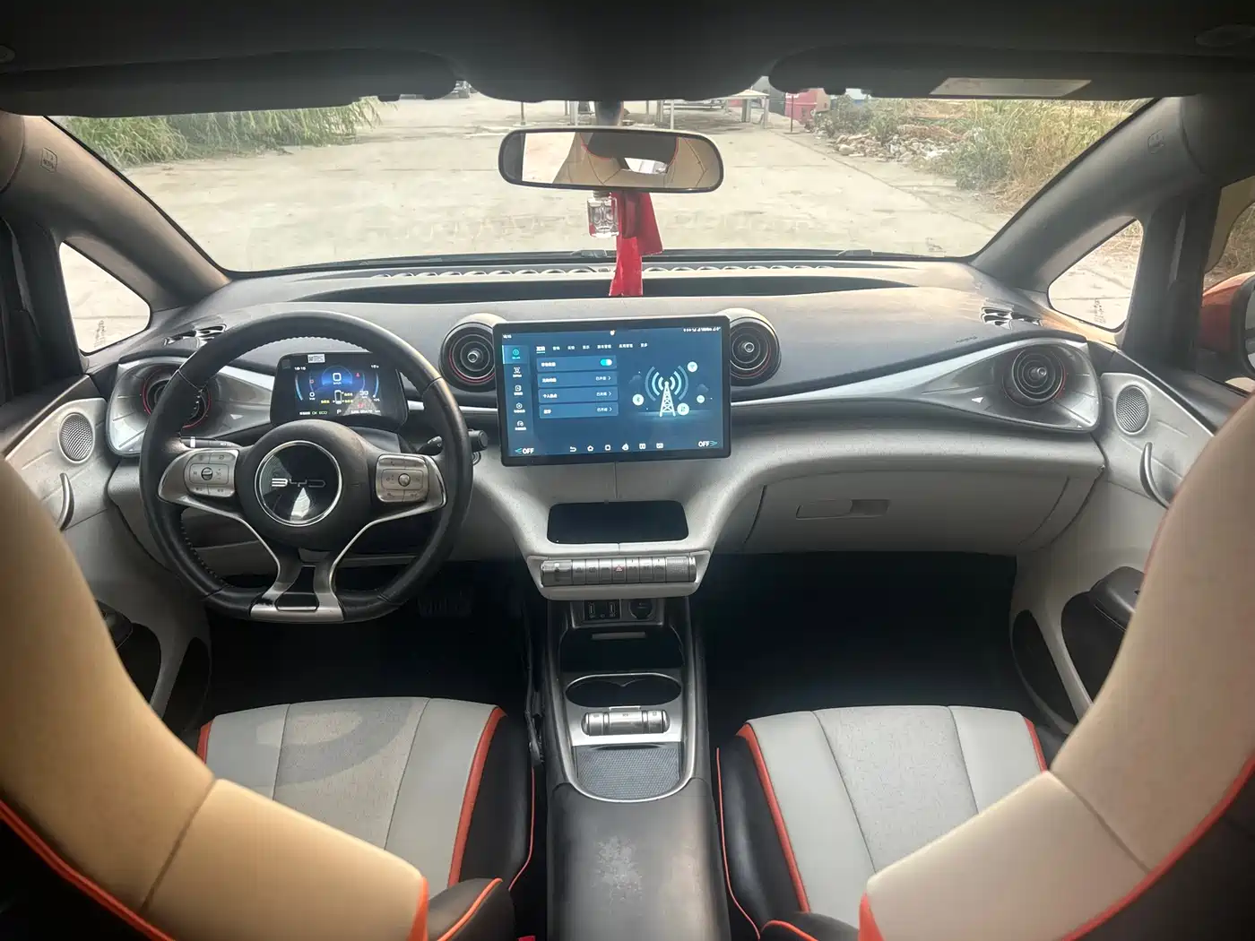 BYD Dolphin 2021 Model 405km Fashion Edition фото 25