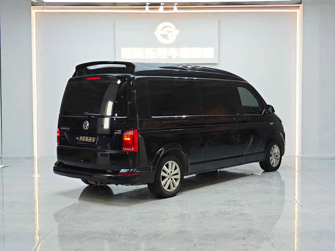 Volkswagen Caravelle 2017 2.0TSI 4WD Comfort 9-Seater фото 6