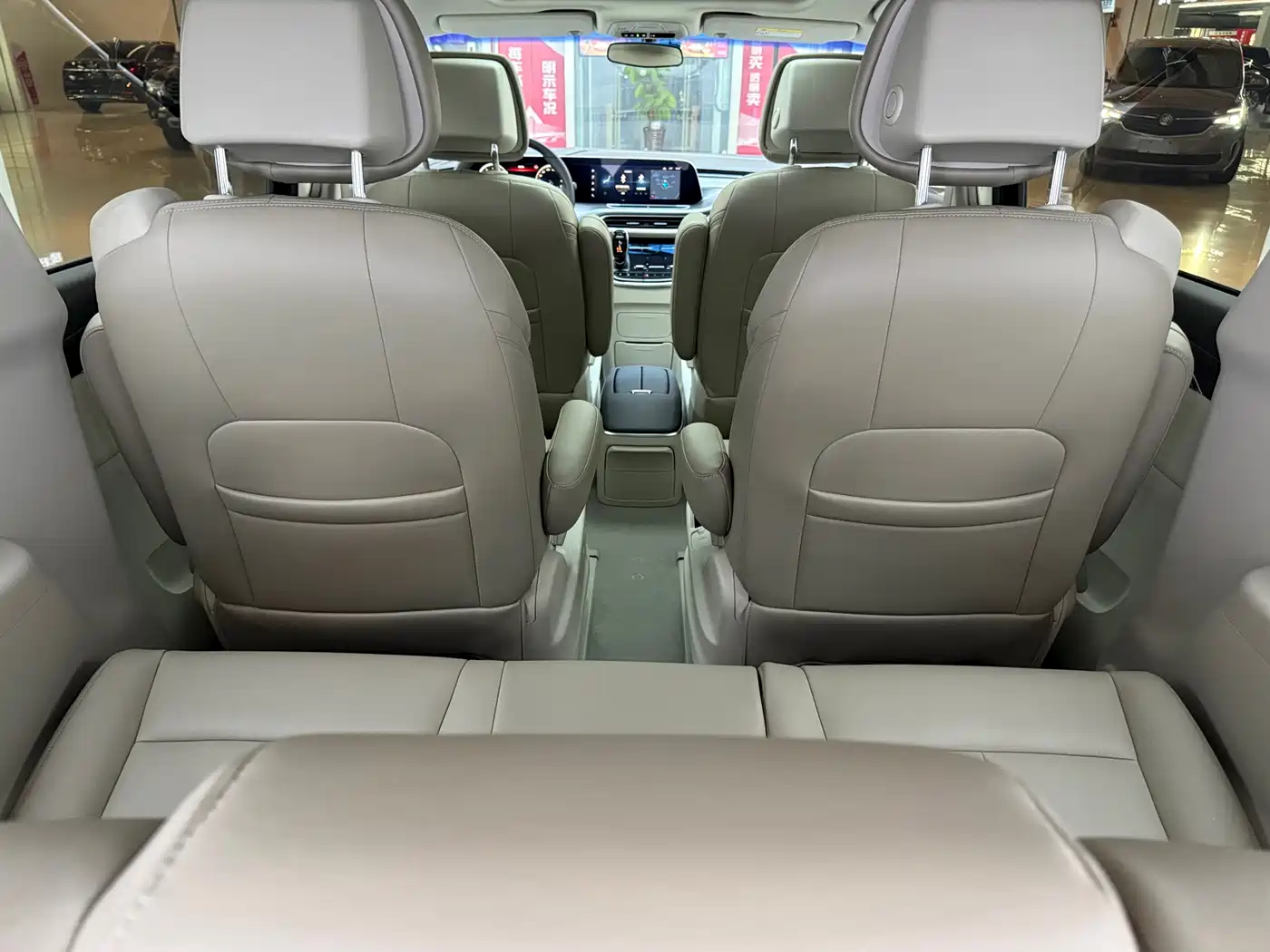 Buick GL8 2023 ES Landmaster Comfort фото 10
