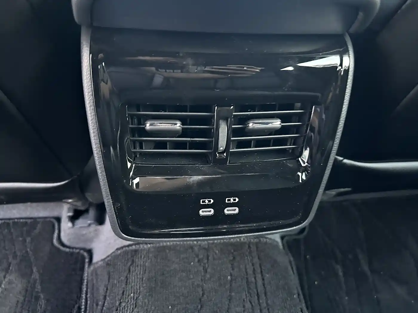 Toyota Avalon 2024 Model 2.0L Progressive Edition фото 16