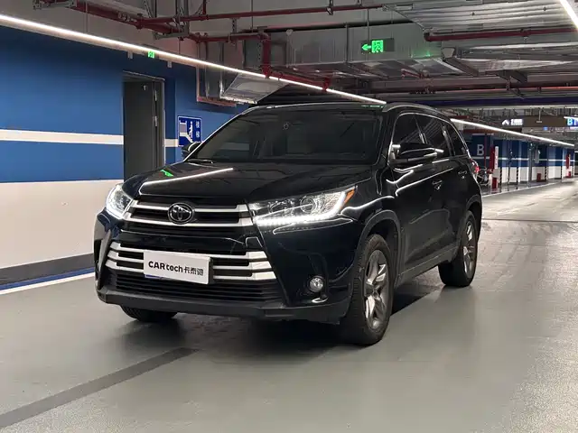 Toyota Highlander 2018 2.0T 4WD Luxury 7-seater China VI — фото 1