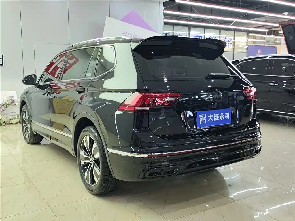Volkswagen Tiguan L 2024 Outstanding 330TSI Auto 2WD R-Line Dragon Glory Edition фото 6