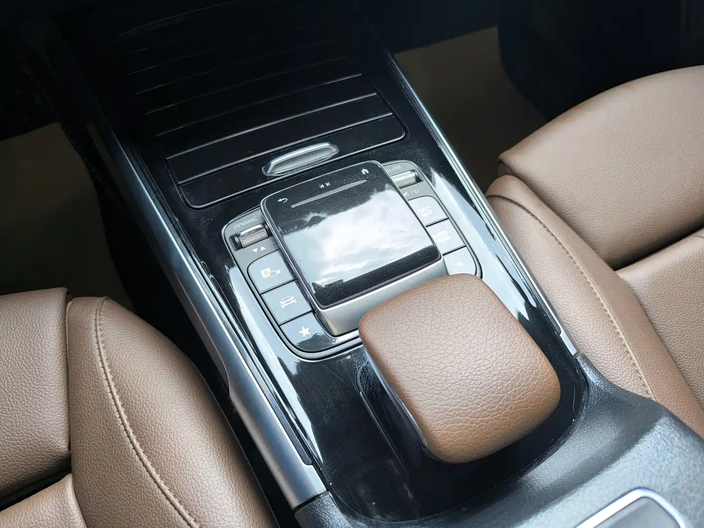 Mercedes-Benz GLB 2021 GLB 180 Style фото 16