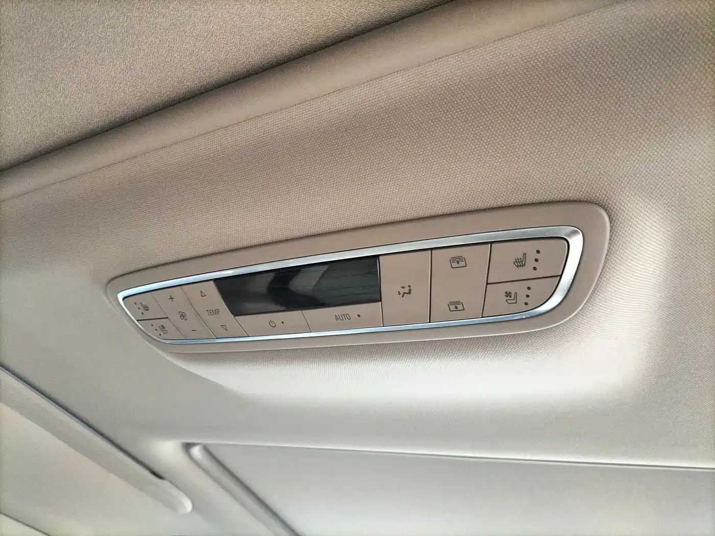 Buick GL8 2017 ES 28T Luxury China V фото 5