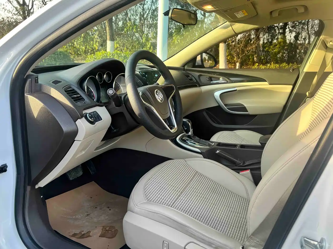 Buick Regal 2014 2.0L Leading Fashion Type фото 6