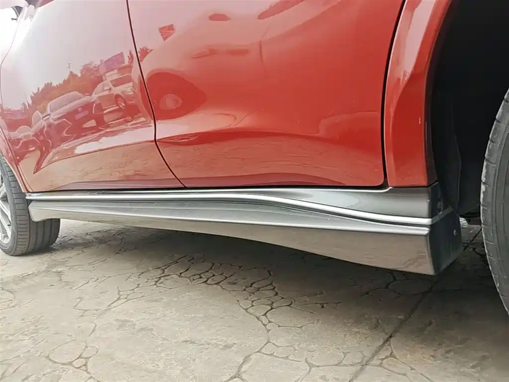 Infiniti ESQ 2019 2014 1.6L Free Edition