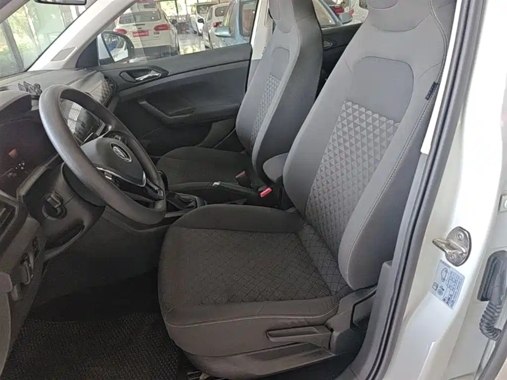 VOLKSWAGEN TU KAI