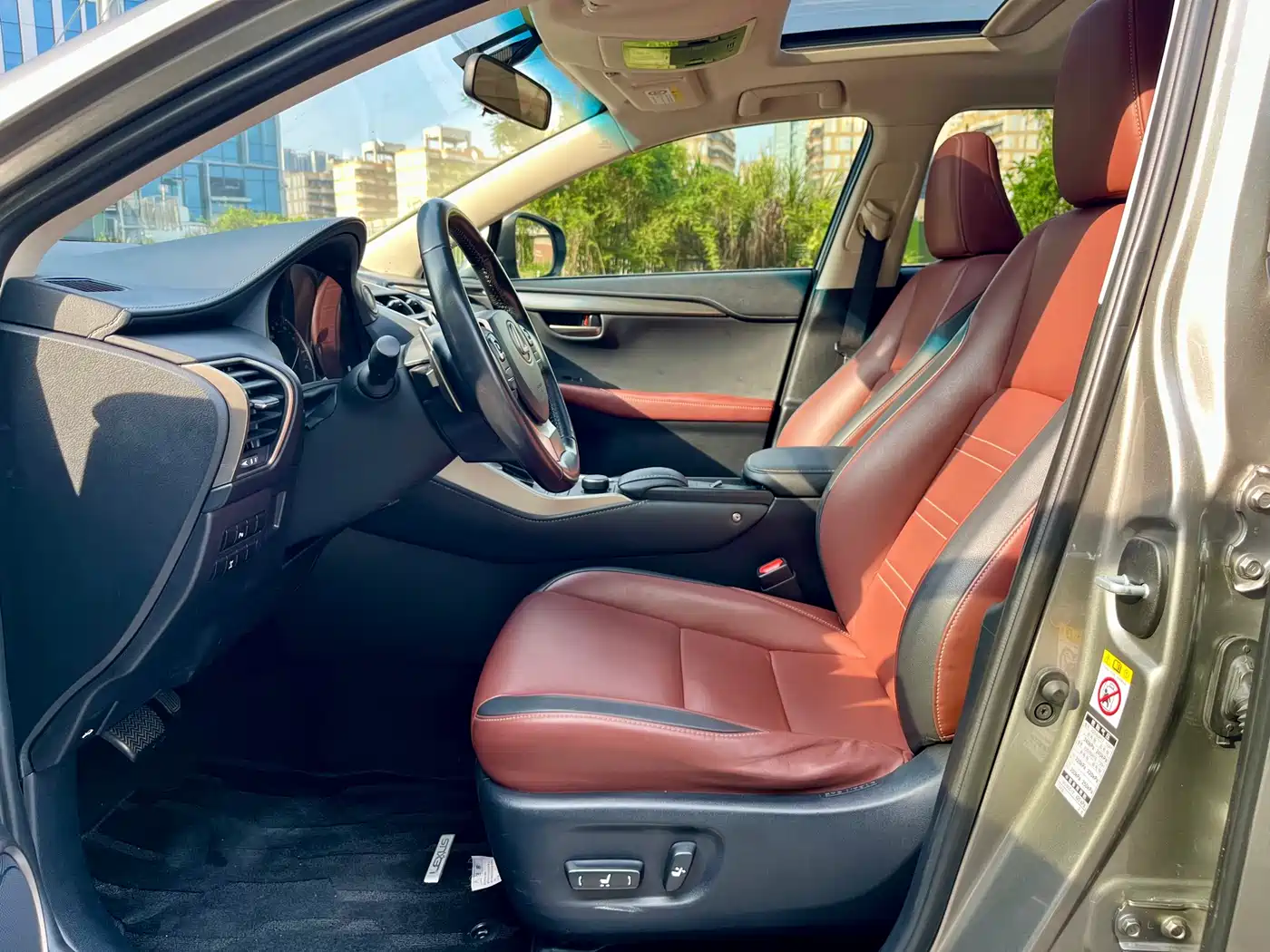 Lexus NX 2015 200t AWD F Sport фото 5