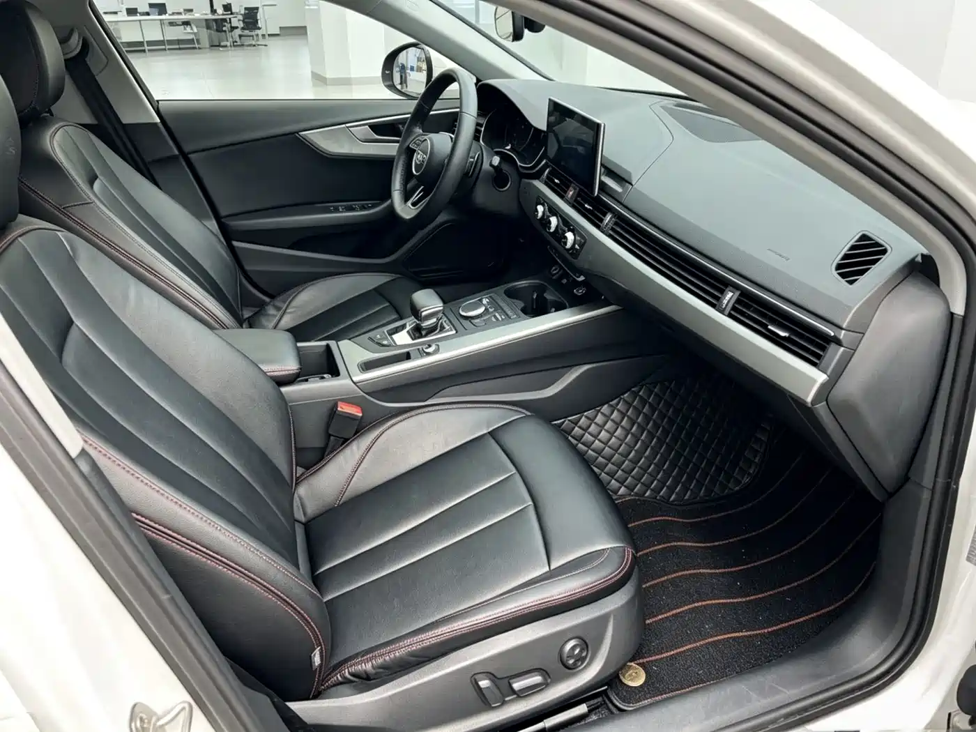 Audi A4L 2019 40 TFSI Progressive (China VI) фото 7