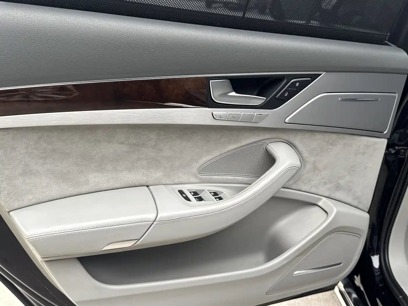 Audi A8 2013 A8L 45 TFSI quattro Luxury фото 10